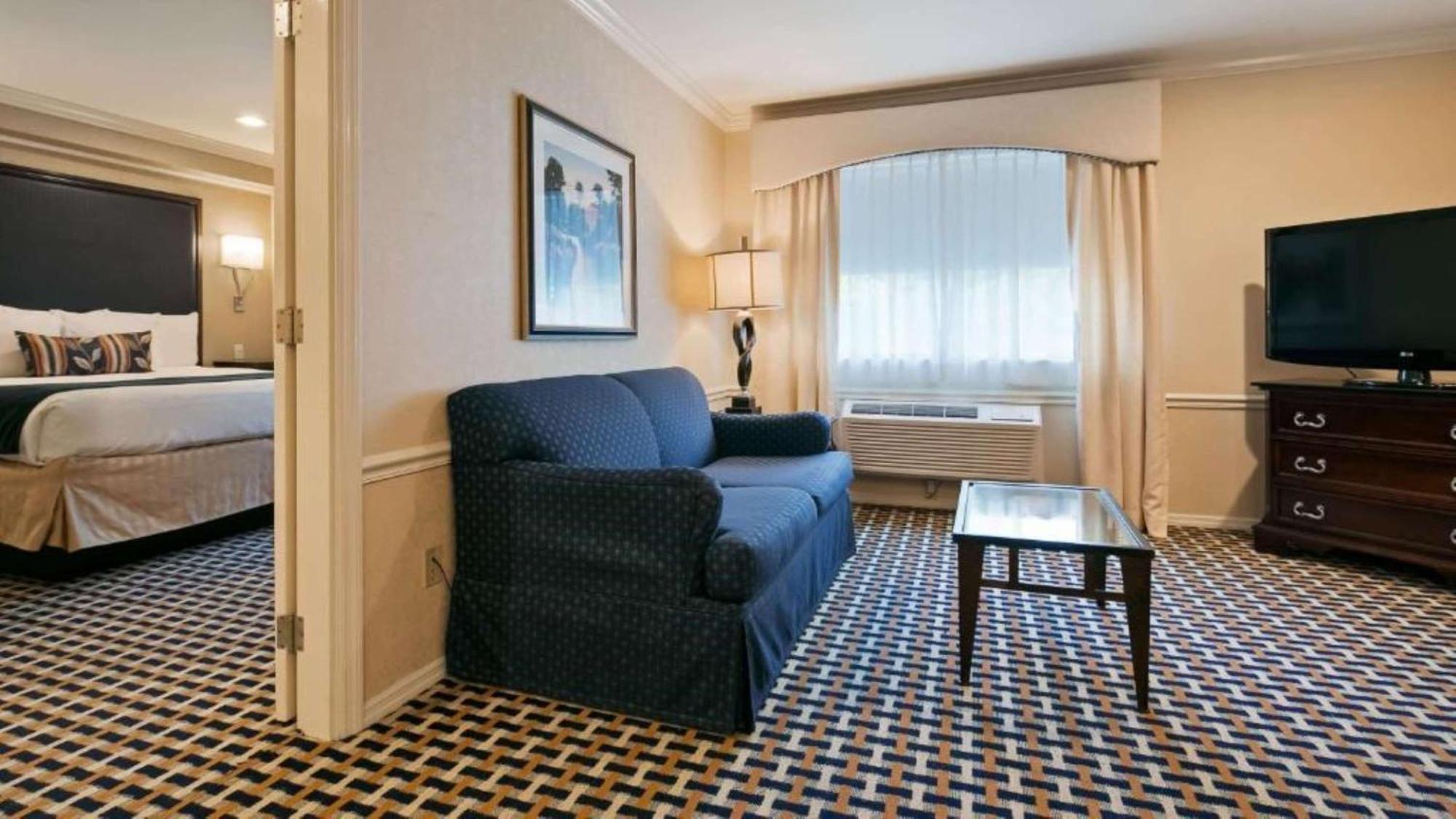 Best Western Plus Puyallup Hotel Экстерьер фото