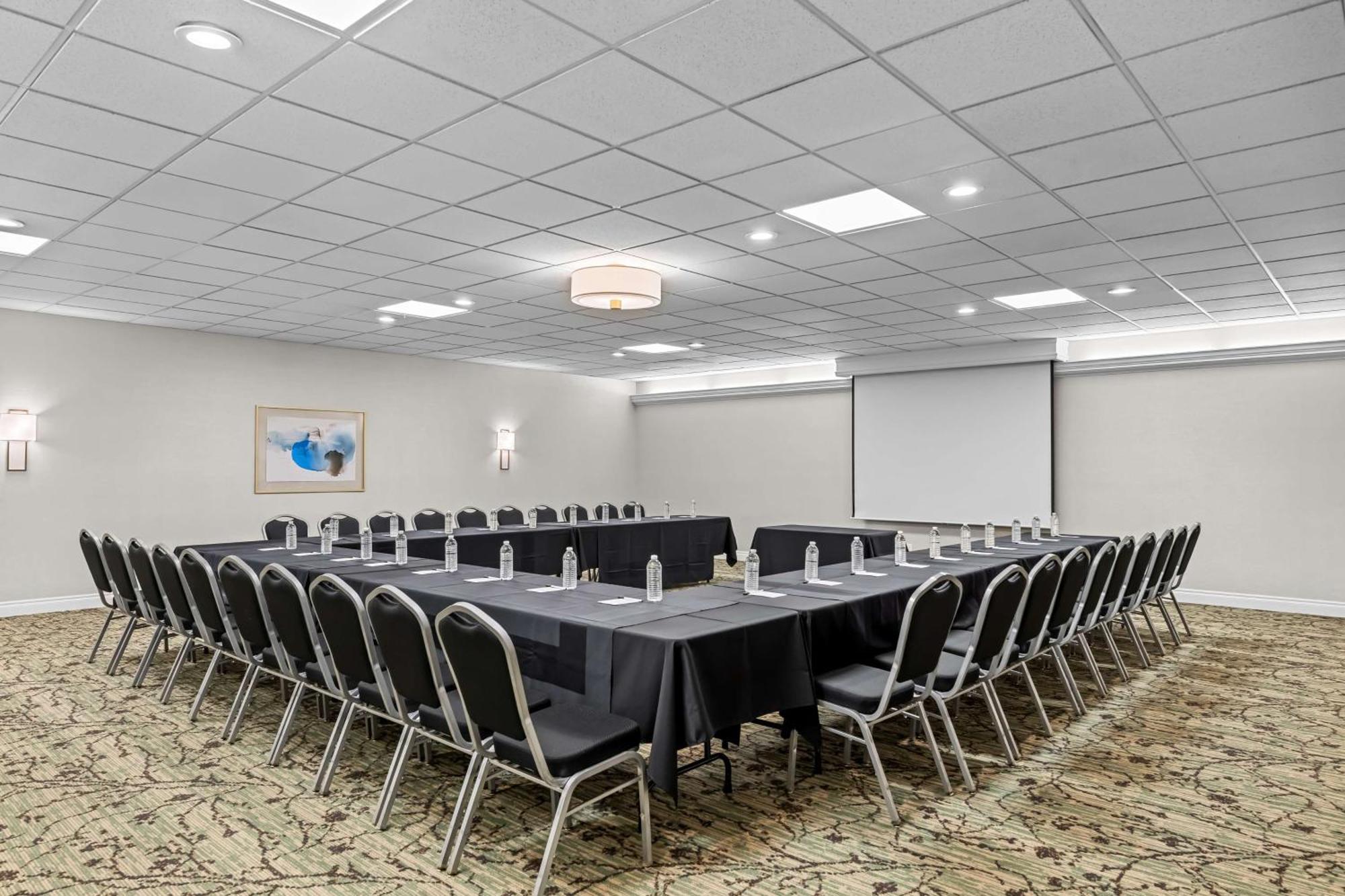 Best Western Plus Puyallup Hotel Экстерьер фото